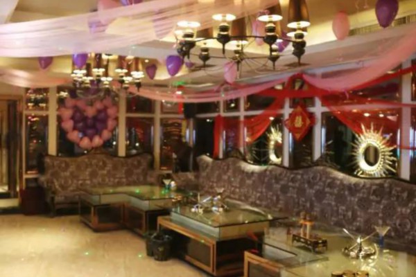 茶香满溢，悠然自得的茶桌生活